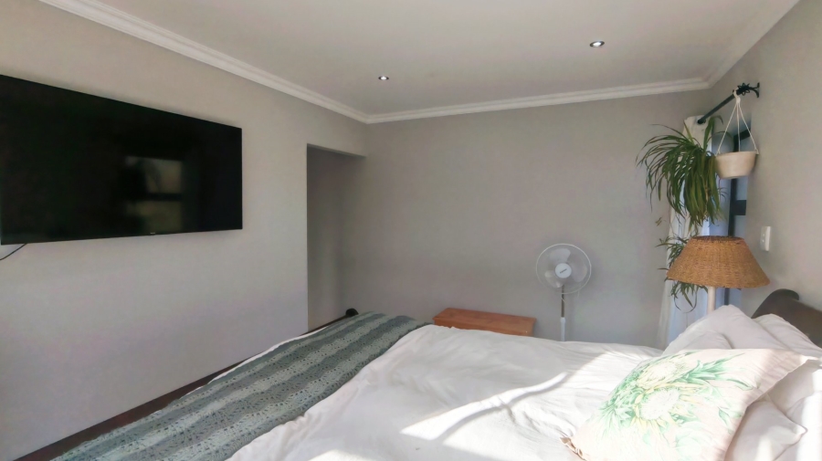 3 Bedroom Property for Sale in Hartenbos Heuwels Western Cape